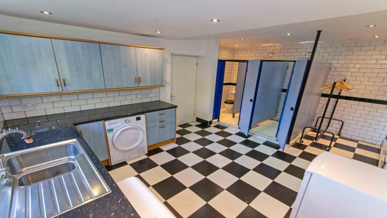 Crowborough Farm - Impressive & Sophisicated Home Surrounded By Unspoilt Countryside In Georgeham - Dog Friendly, Sleeps 14 외부 사진